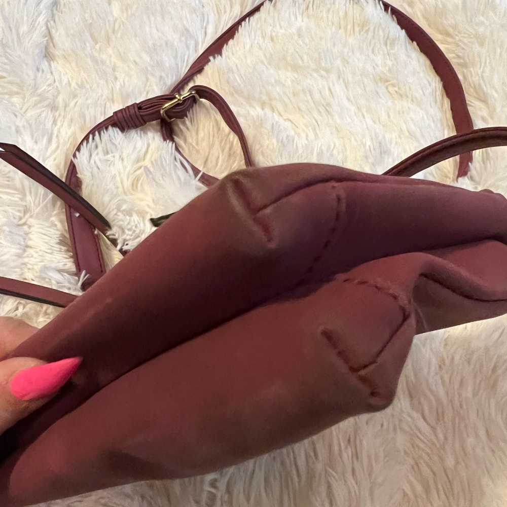 Maroon colored Crossbody bag - Picture 2 of 6
